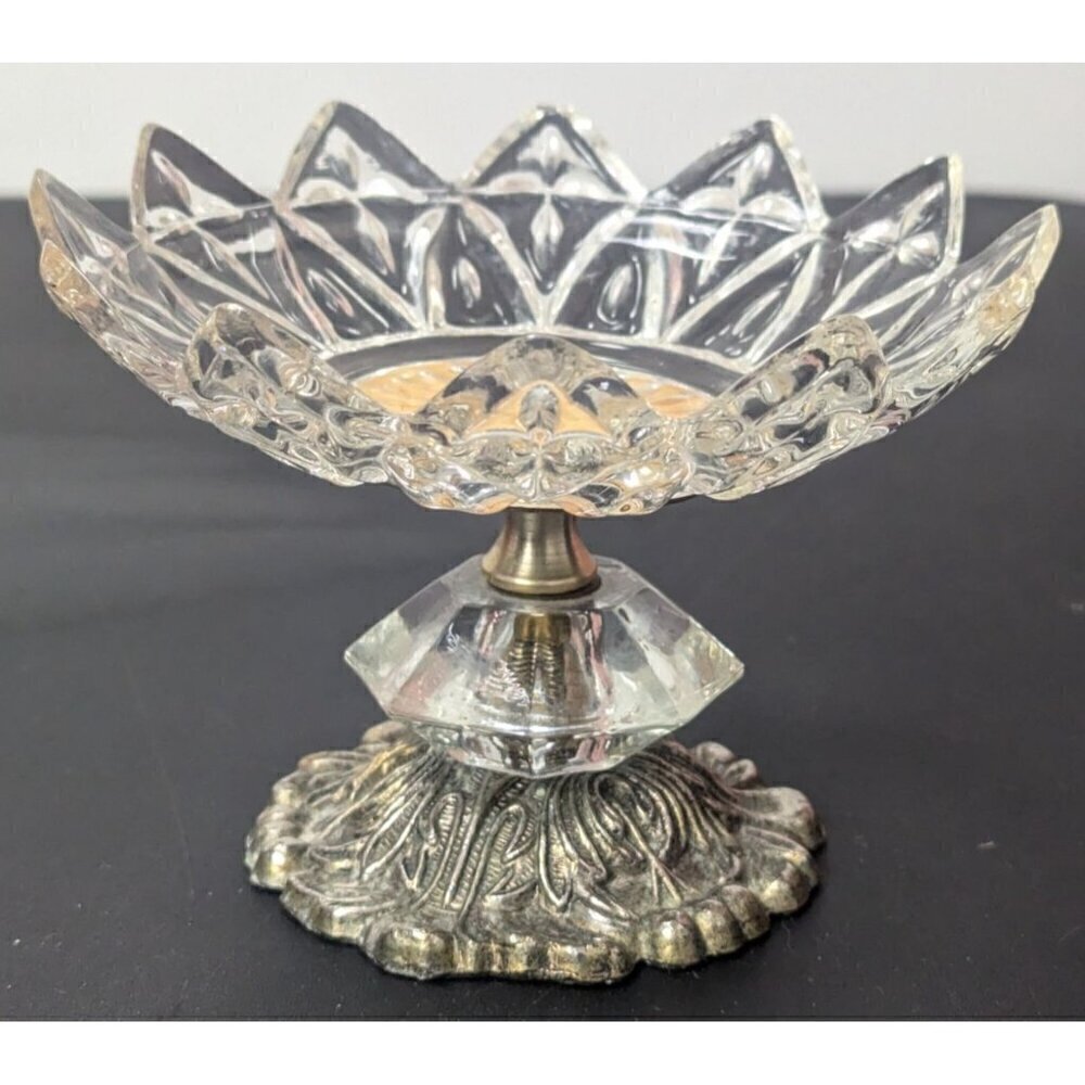 Beautiful Vintage Brass Crystal Bowl Pedestal Nuts Candies Or Candle Holder 4.25